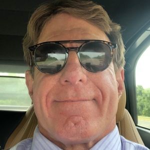 Meet your Posher, Robert